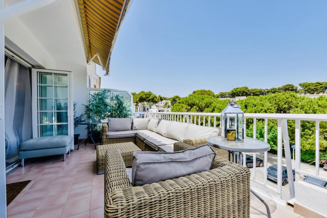 Luxury Seaside Bay